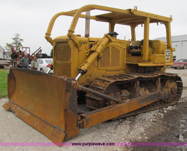 image for item J3413 1974 Caterpillar D7F dozer