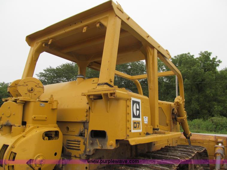 image for item J3413 1974 Caterpillar D7F dozer
