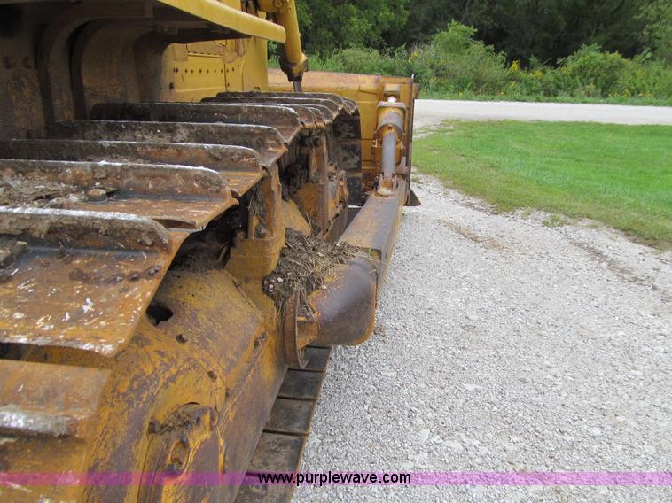 image for item J3413 1974 Caterpillar D7F dozer