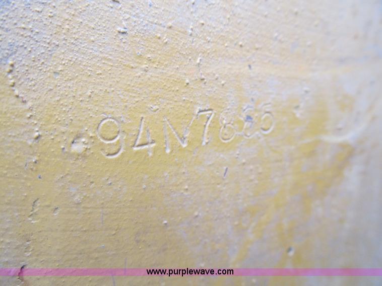 image for item J3413 1974 Caterpillar D7F dozer