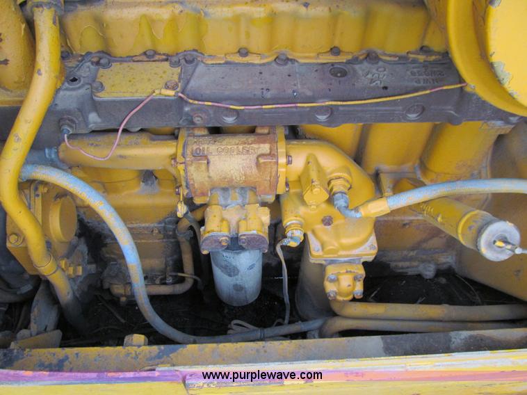 image for item J3413 1974 Caterpillar D7F dozer