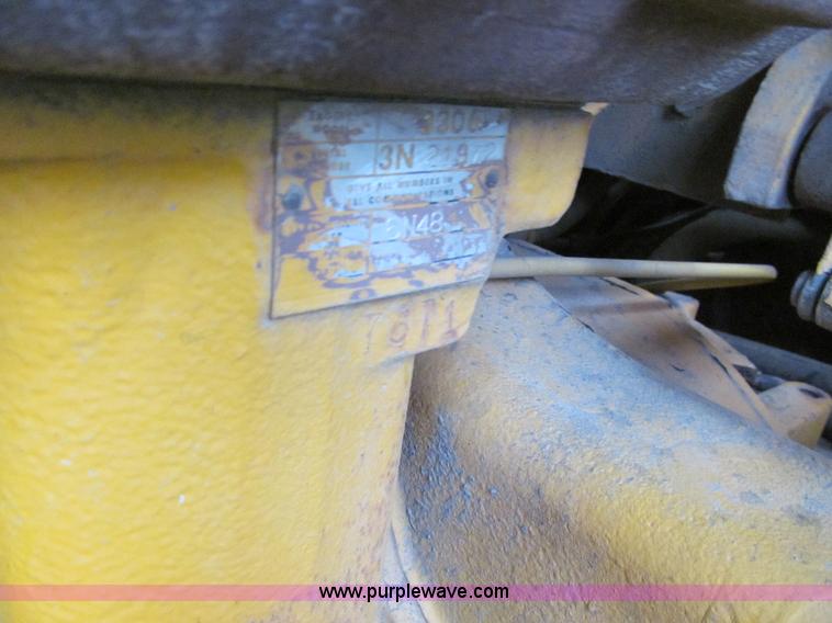 image for item J3413 1974 Caterpillar D7F dozer