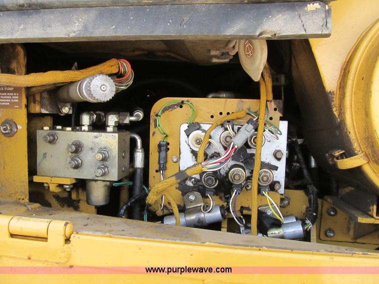 image for item Z9125 2001 Caterpillar 973C track loader
