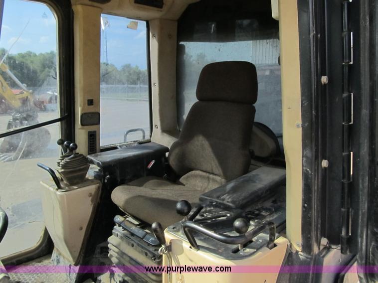 image for item Z9125 2001 Caterpillar 973C track loader