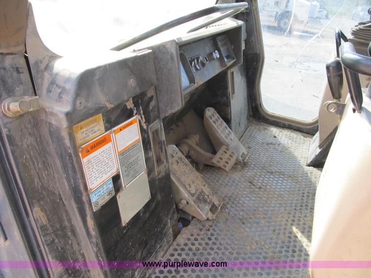 image for item Z9125 2001 Caterpillar 973C track loader