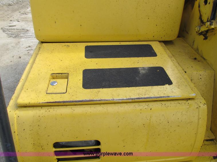 image for item Z9126 2003 Komatsu PC300LC-7L excavator