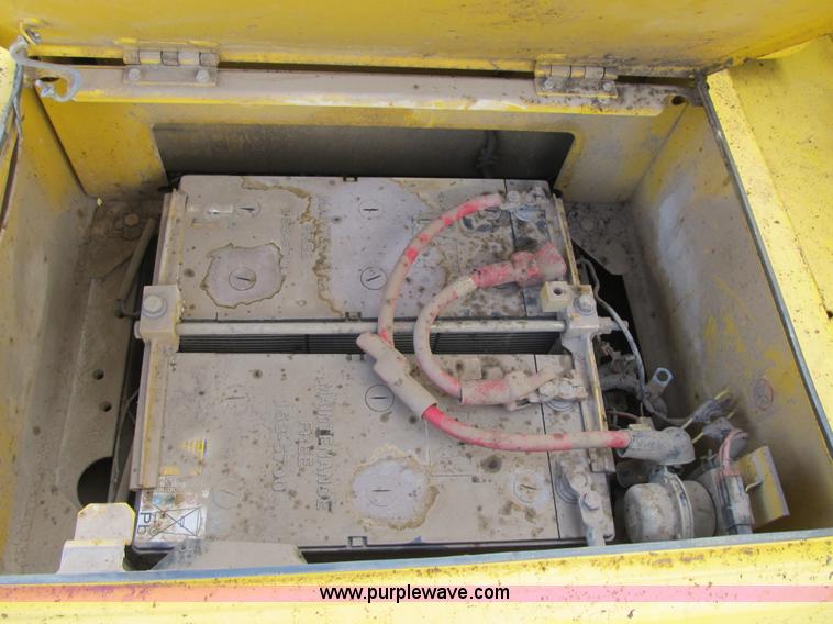 image for item Z9126 2003 Komatsu PC300LC-7L excavator