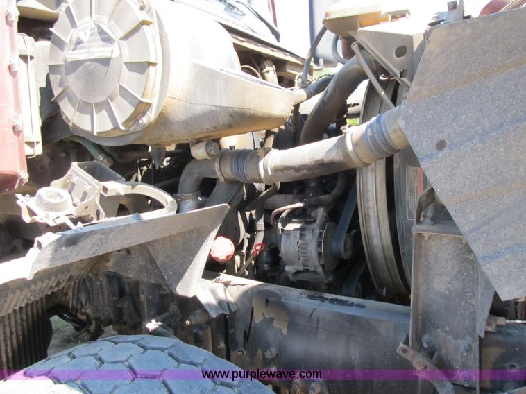 image for item Z9128 2002 Volvo VHD64F triple axle dump truck