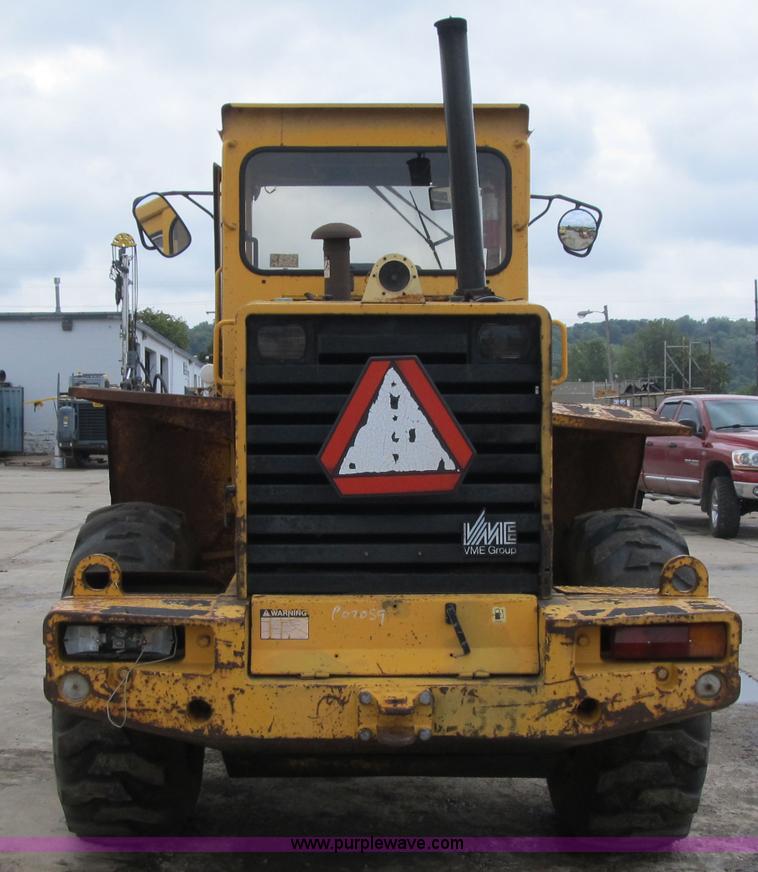 image for item Z9129 1989 Volvo Michigan L70 articulated wheel loader