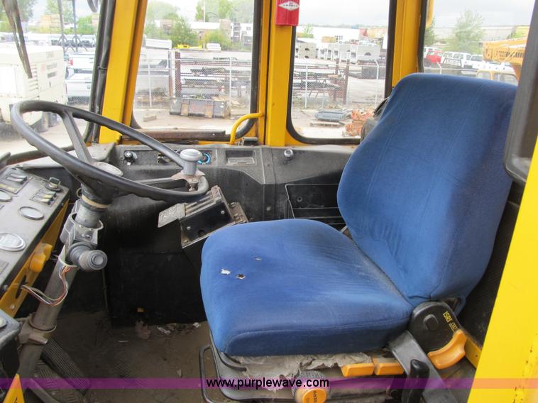 image for item Z9129 1989 Volvo Michigan L70 articulated wheel loader