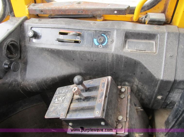 image for item Z9129 1989 Volvo Michigan L70 articulated wheel loader