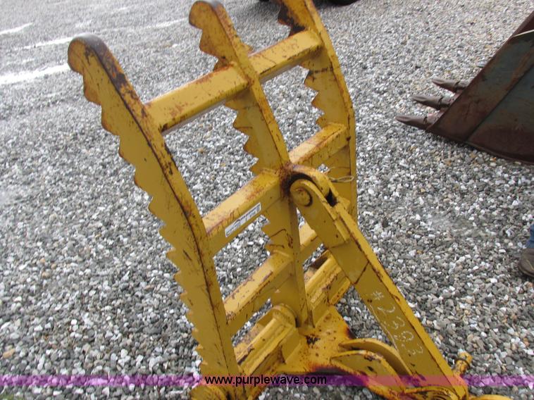 image for item Z9706 Mechanical thumb