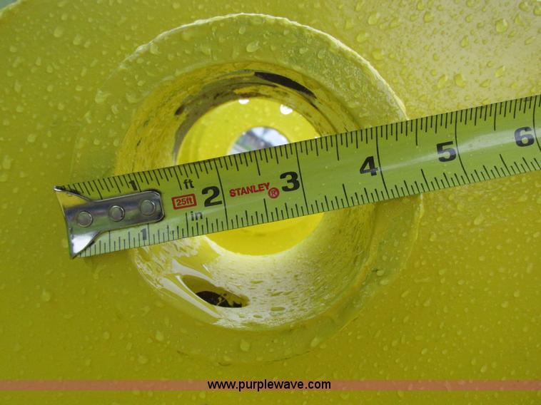 image for item Z9707 35"W x 40"H bucket