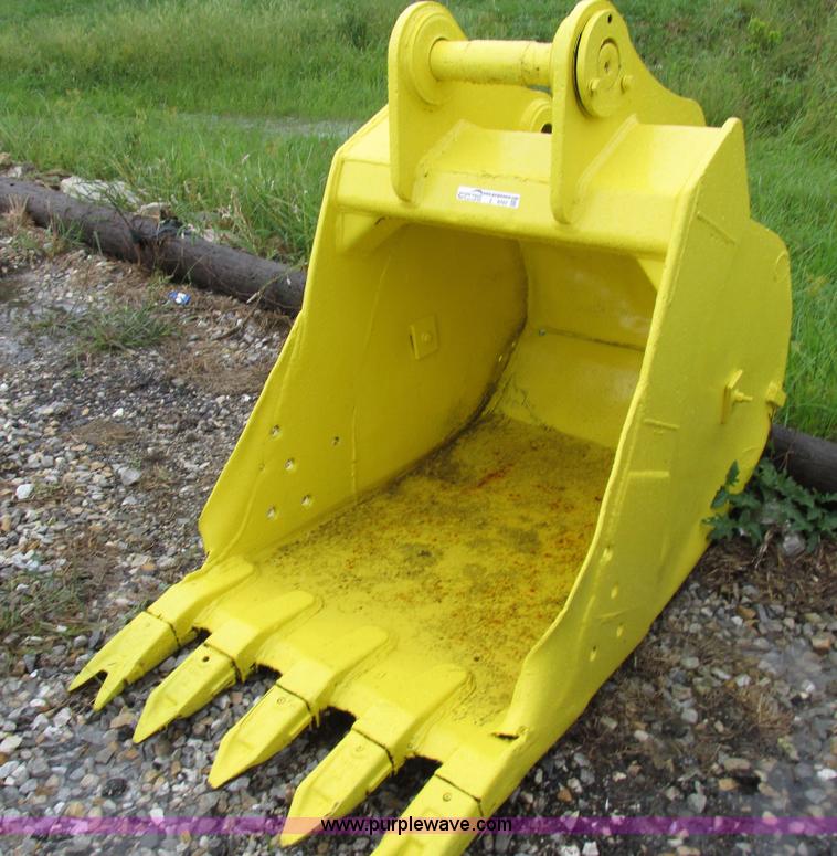 image for item Z9707 35"W x 40"H bucket