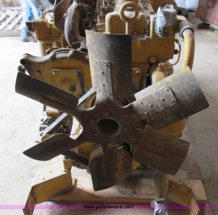 image for item Z9711 Caterpillar D333 six cylinder engine
