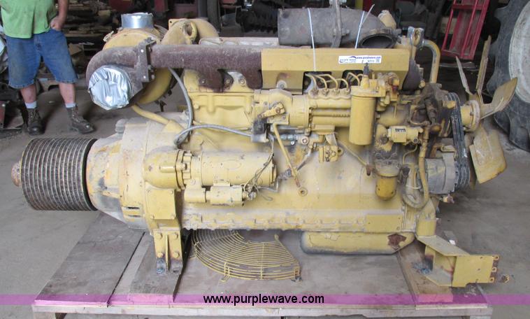 image for item Z9711 Caterpillar D333 six cylinder engine
