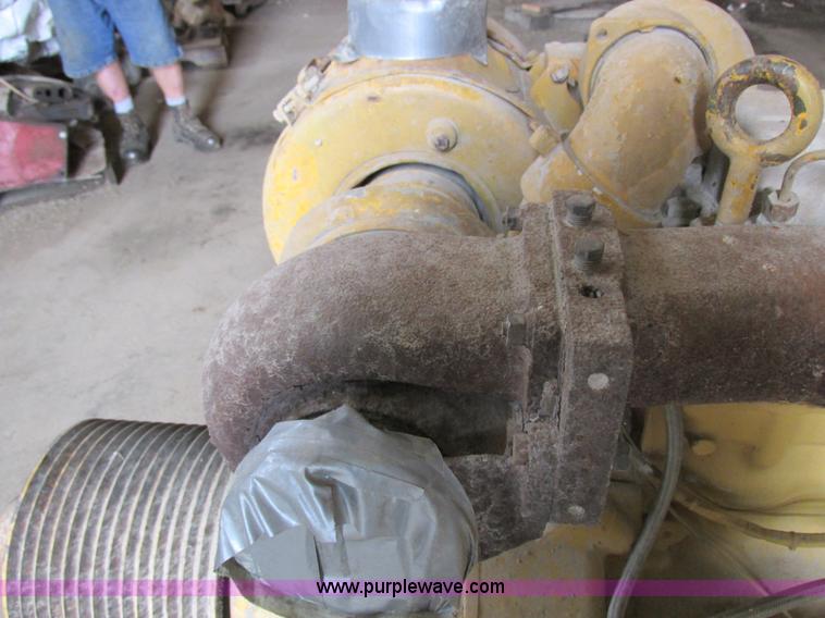 image for item Z9711 Caterpillar D333 six cylinder engine