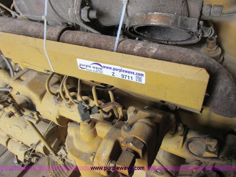 image for item Z9711 Caterpillar D333 six cylinder engine