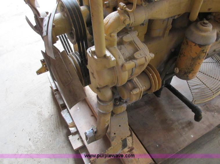 image for item Z9711 Caterpillar D333 six cylinder engine