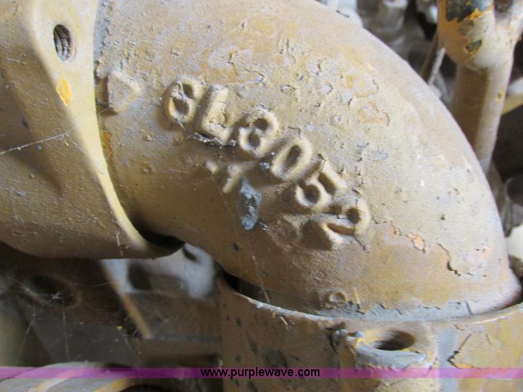 image for item Z9711 Caterpillar D333 six cylinder engine