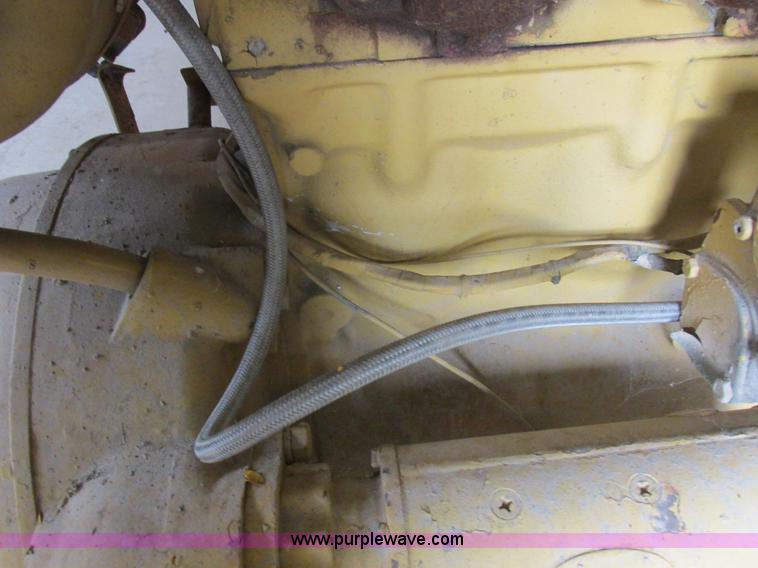 image for item Z9711 Caterpillar D333 six cylinder engine