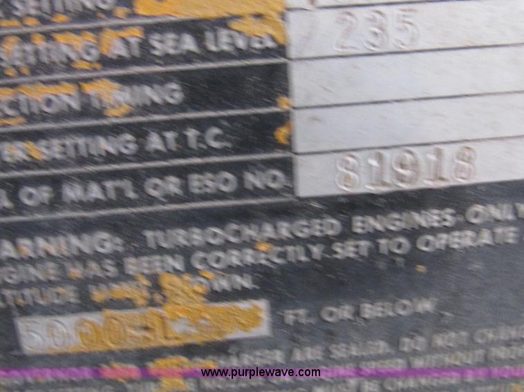 image for item Z9711 Caterpillar D333 six cylinder engine