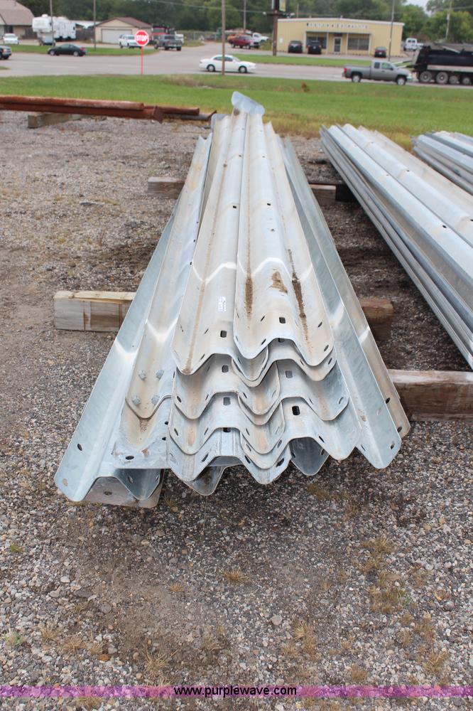 image for item BA9001 (25) guard rails