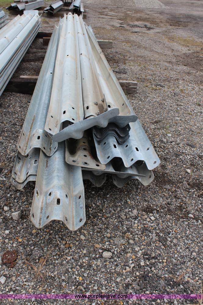 image for item BA9001 (25) guard rails
