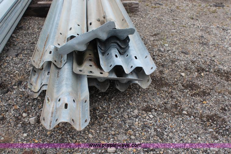 image for item BA9001 (25) guard rails