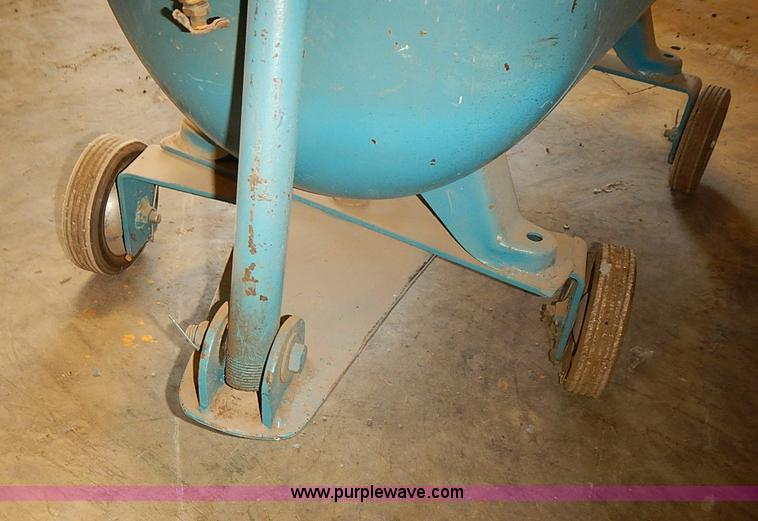 image for item BD9902 1978 Manchester air compressor