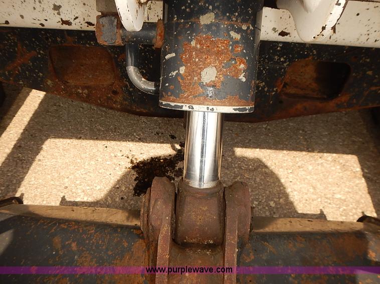 image for item BD9916 1997 Bobcat 863 skid steer