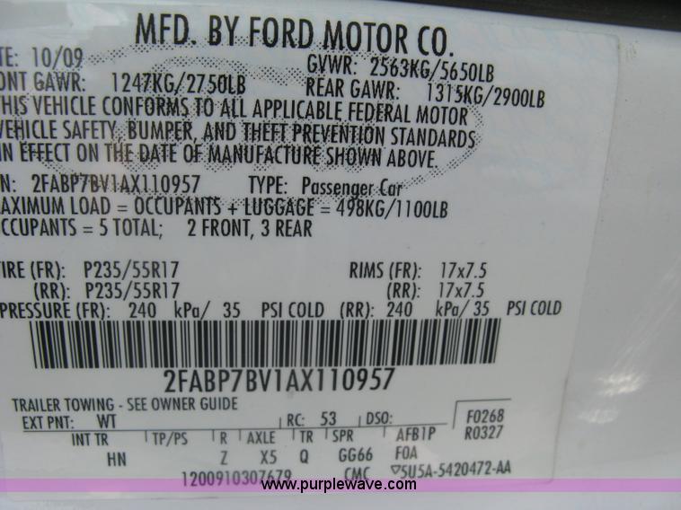 image for item E7917 2010 Ford Crown Victoria Police Interceptor