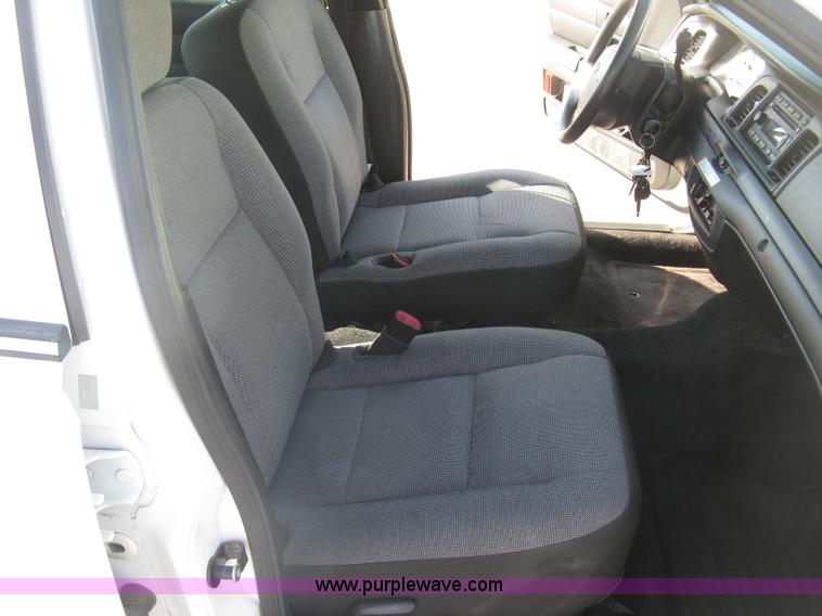 image for item E7917 2010 Ford Crown Victoria Police Interceptor