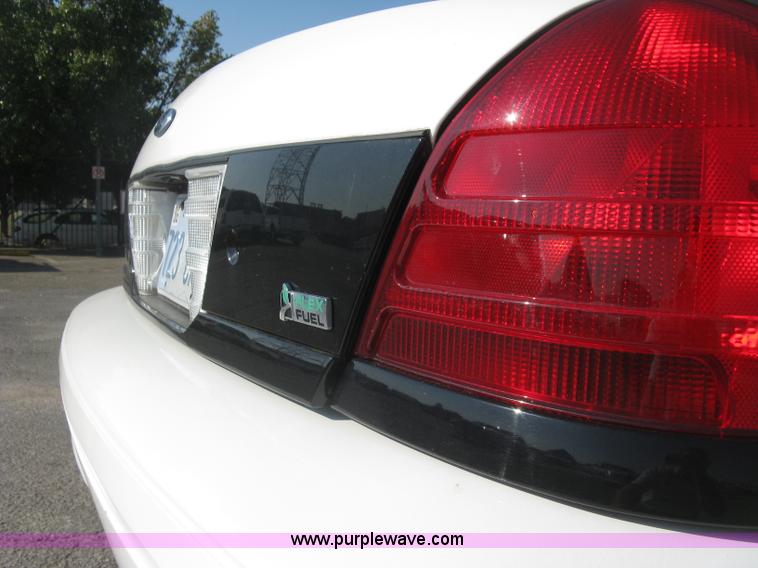 image for item E7917 2010 Ford Crown Victoria Police Interceptor