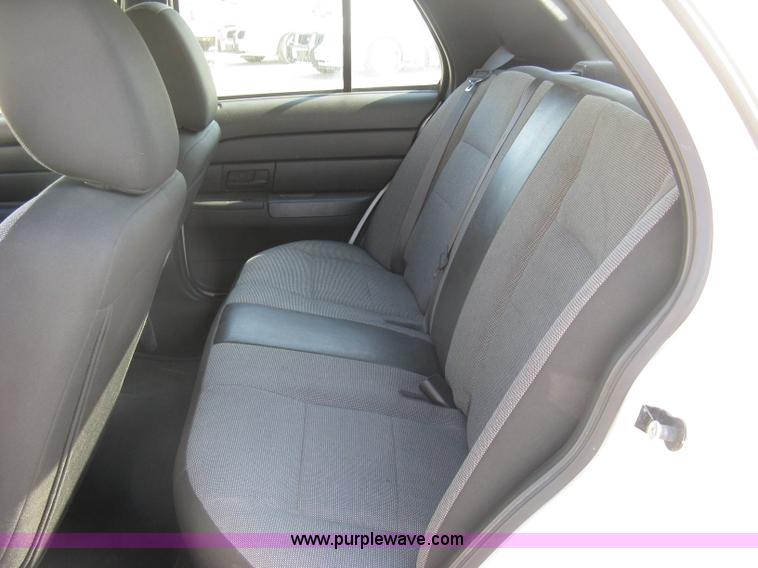 image for item E7918 2011 Ford Crown Victoria Police Interceptor