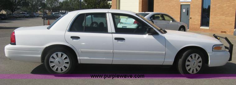 image for item E7919 2010 Ford Crown Victoria Police Interceptor