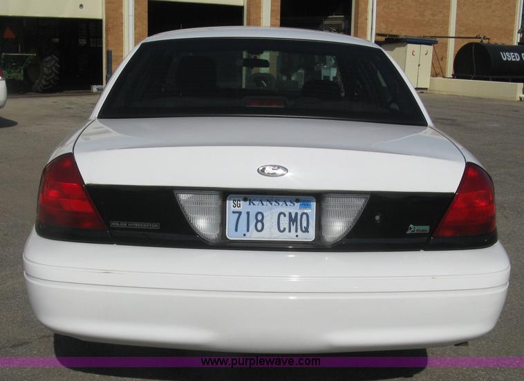 image for item E7919 2010 Ford Crown Victoria Police Interceptor