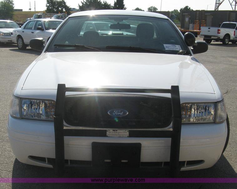 image for item E7919 2010 Ford Crown Victoria Police Interceptor