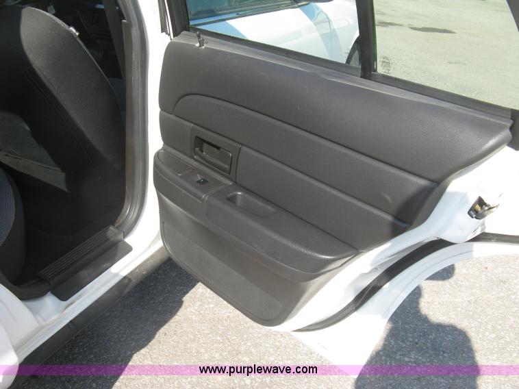image for item E7919 2010 Ford Crown Victoria Police Interceptor