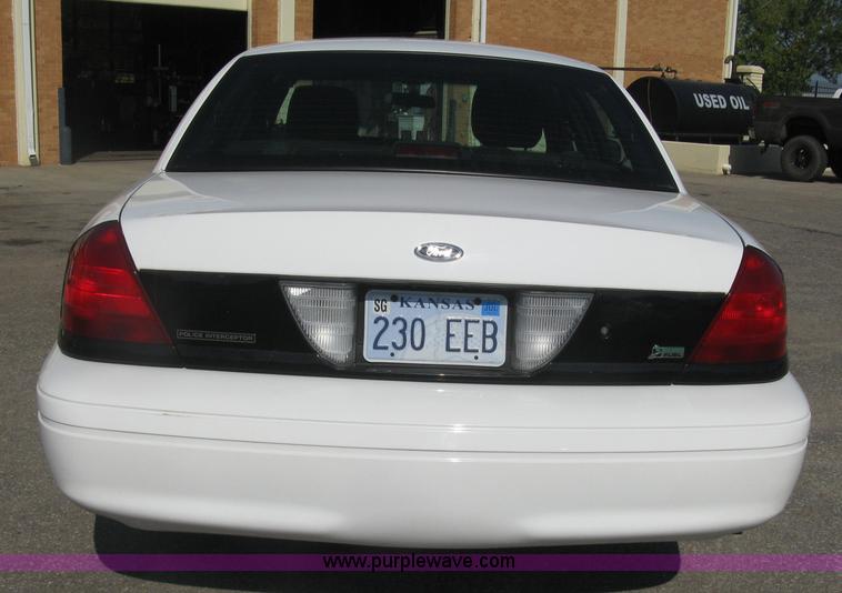 image for item E7920 2011 Ford Crown Victoria Police Interceptor