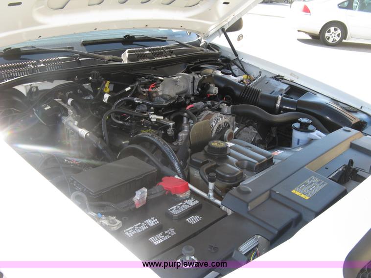 image for item E7920 2011 Ford Crown Victoria Police Interceptor