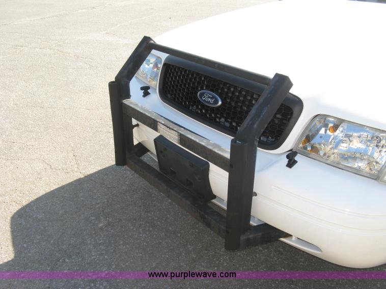 image for item E7920 2011 Ford Crown Victoria Police Interceptor