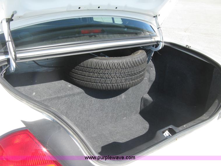 image for item E7920 2011 Ford Crown Victoria Police Interceptor