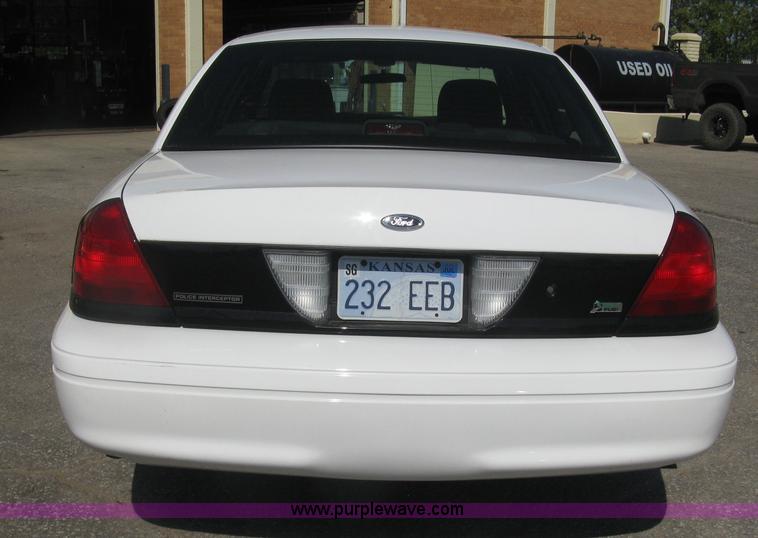 image for item E7921 2011 Ford Crown Victoria Police Interceptor