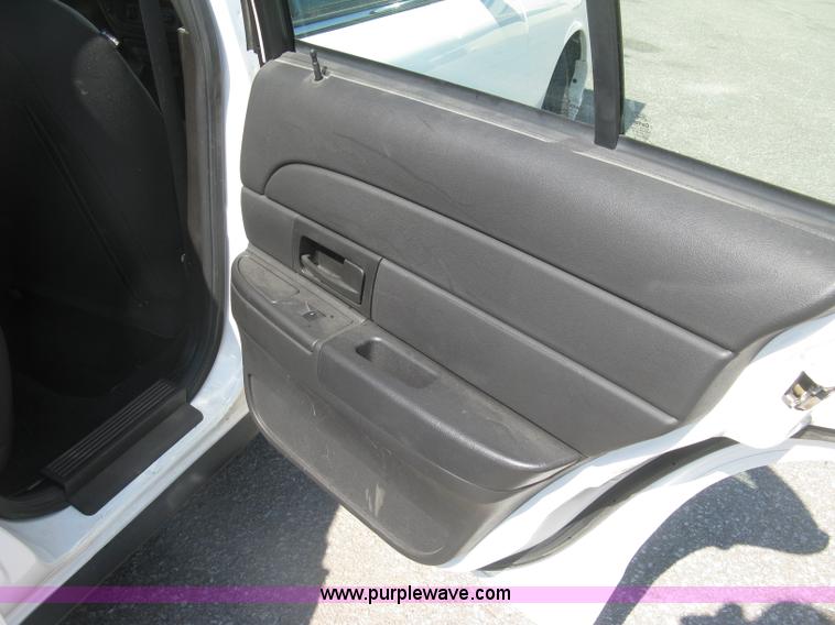 image for item E7921 2011 Ford Crown Victoria Police Interceptor