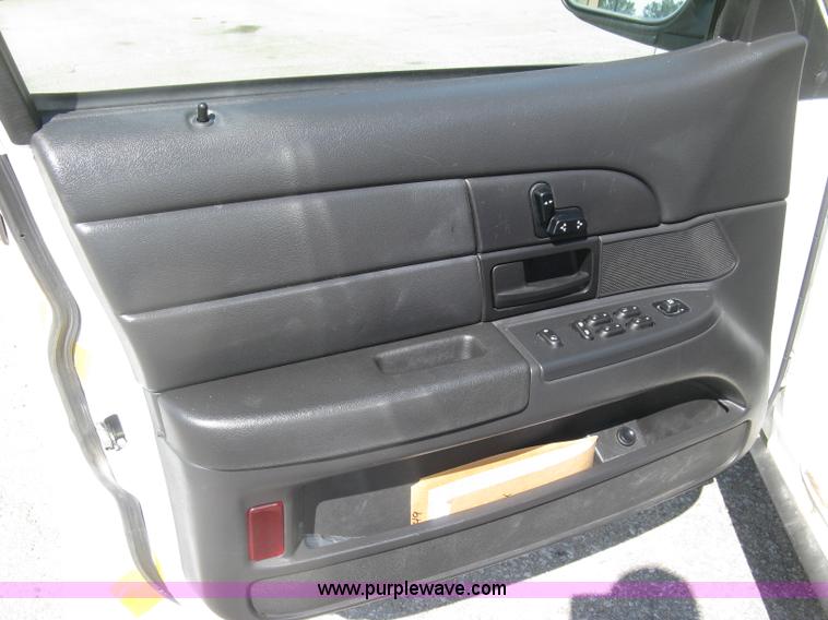 image for item E7922 2007 Ford Crown Victoria Police Interceptor