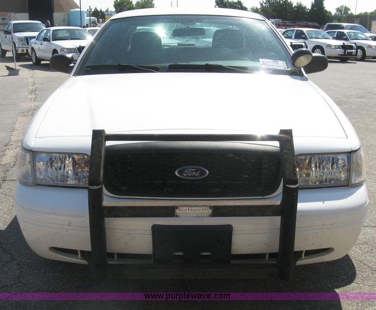 image for item E7923 2011 Ford Crown Victoria Police Interceptor