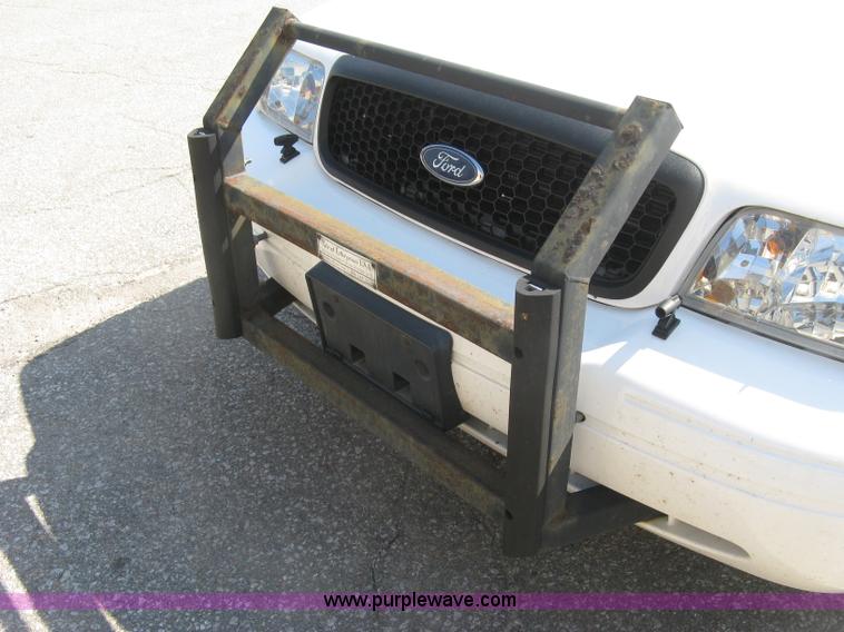 image for item E7923 2011 Ford Crown Victoria Police Interceptor