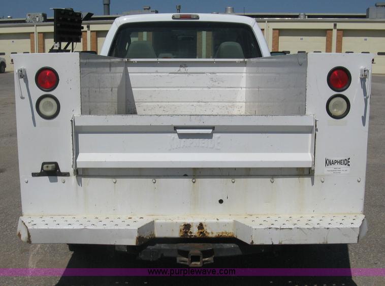 image for item E7924 2008 Ford F250 Super Duty XLT utility truck