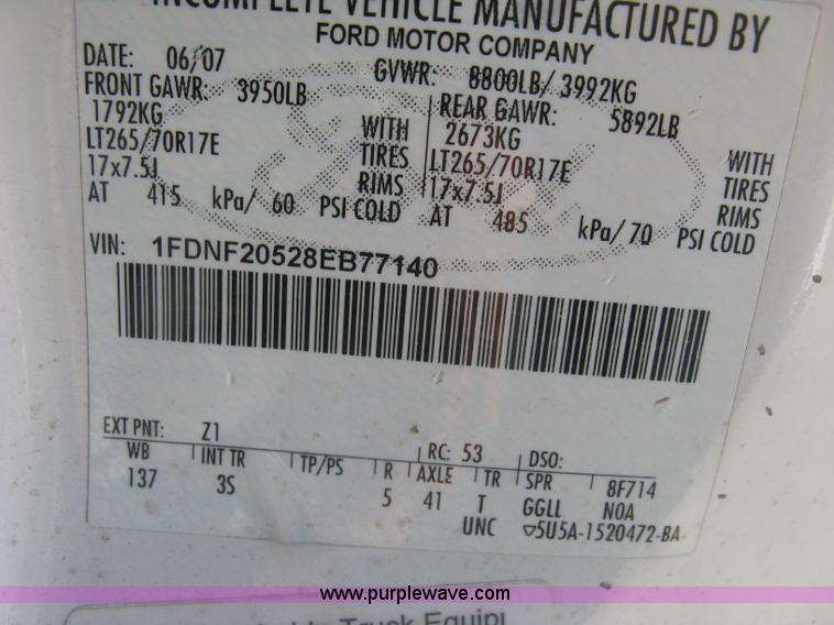 image for item E7924 2008 Ford F250 Super Duty XLT utility truck